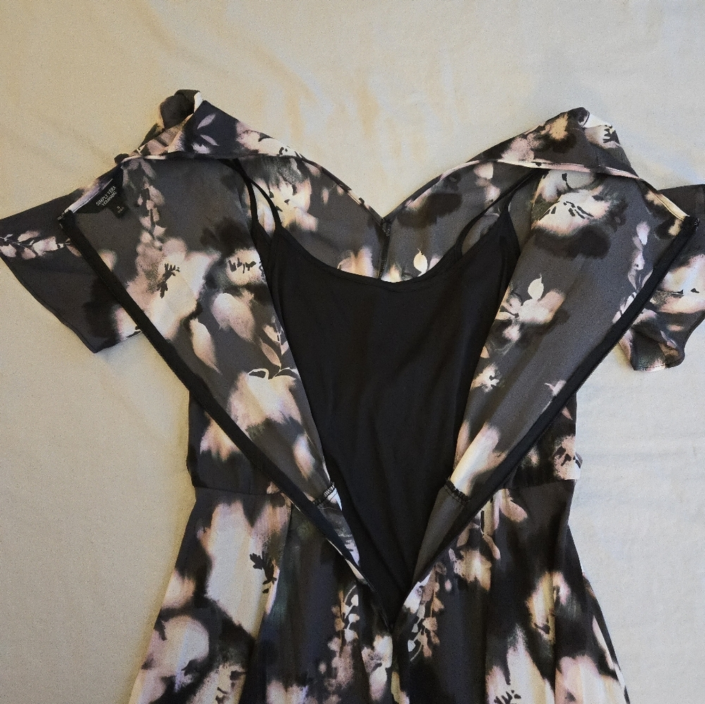 Simply Vera Vera Wang Floral Flutter Twist Knot Front Dress Charcoal Purple EB3 - Picture 13 of 13